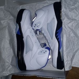 Jordan 5's